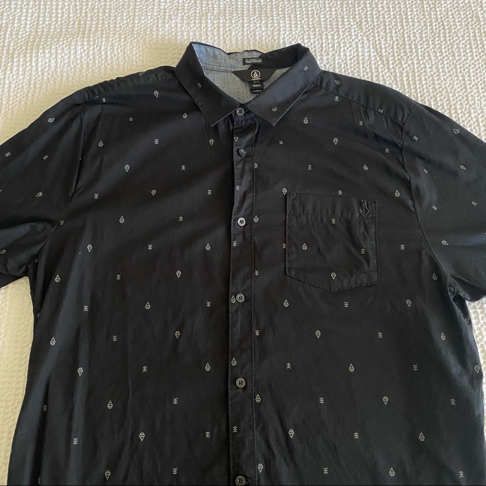Volcom Button Up